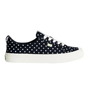 Cariuma Unisex Oca Low Canvas Sneaker Shoes Black White Polka Dots Size 10/11.5